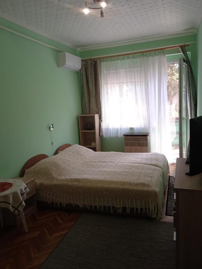 Balaton-Lak Apartmanhaz Сиофок Екстериор снимка
